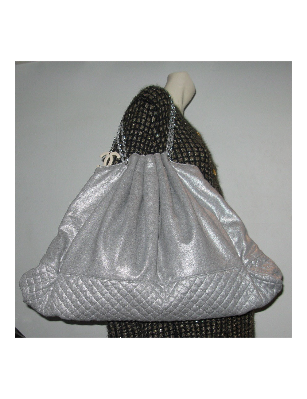 Big shiny gray fabric bag CHANEL
