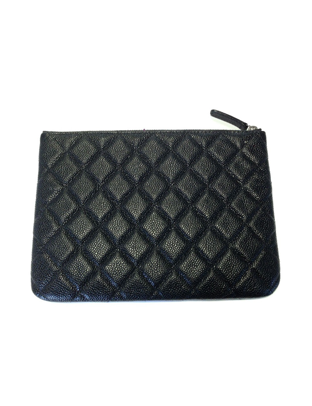 Pochette CHANEL  zippée en cuir caviar matelassé noir