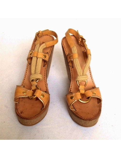 Sandales compensées MIU MIU t. 38.5 en cuir et corde tressée