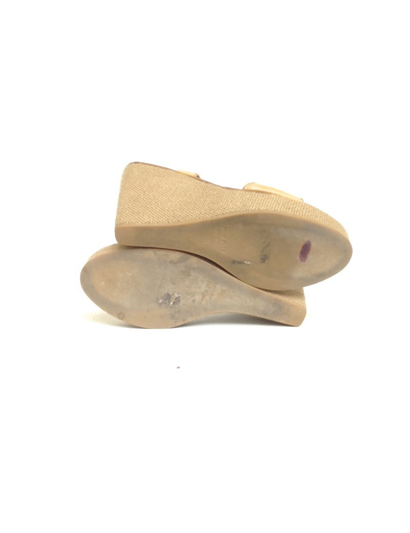 Sandales compensées MIU MIU t. 38.5 en cuir et corde tressée