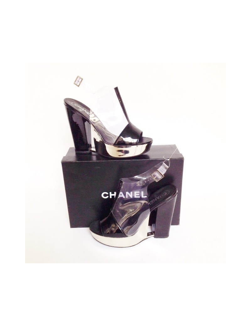 Escarpins plateforme CHANEL t. 39 vernis noir et métal
