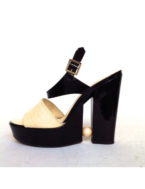 Sandales à plateforme CHANEL taille 40 bicolores en cuir verni noir et croco blanc