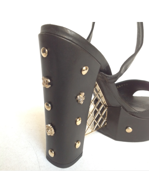 Sandals platform "Fence" CHANEL T39.5 black box set with Golden nails