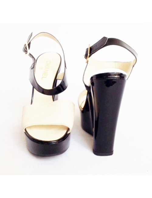 Sandales à plateforme CHANEL taille 40 bicolores en cuir verni noir et croco blanc