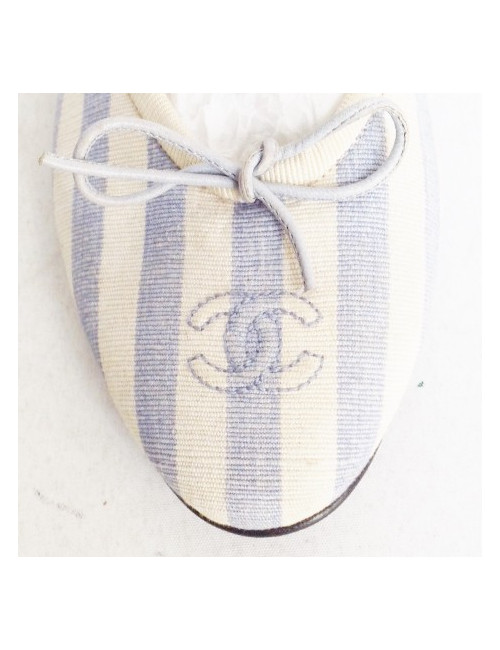 Ballerines CHANEL t. 38  bicolore en toile rayées blanc et bleu clair