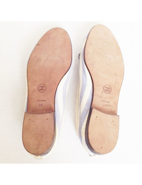 Ballerines CHANEL t. 38  bicolore en toile rayées blanc et bleu clair