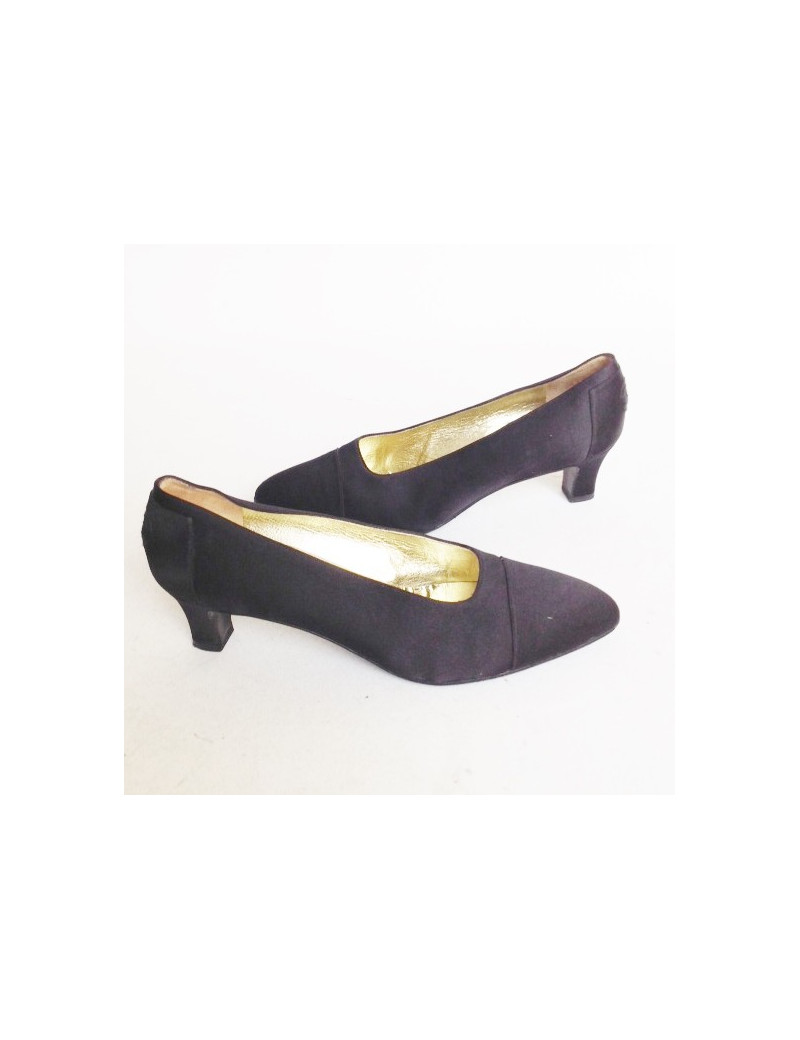 Escarpins couture CHANEL T37.5 en satin duchesse  noirs