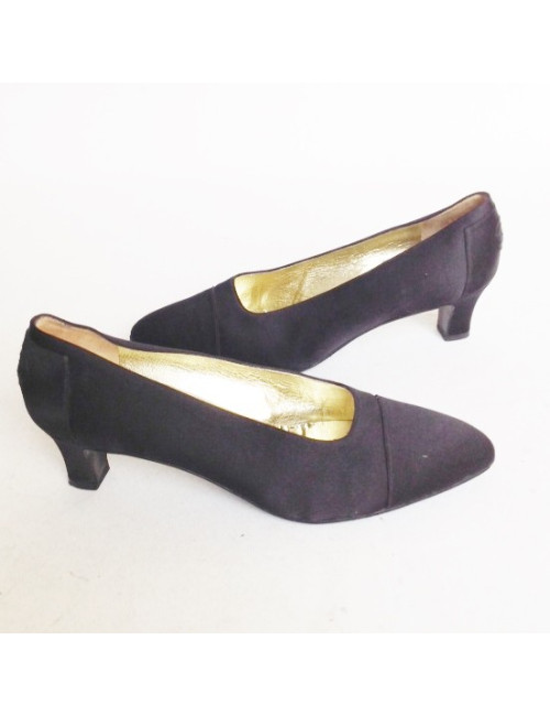 Escarpins couture CHANEL T37.5 en satin de chaine  noirs