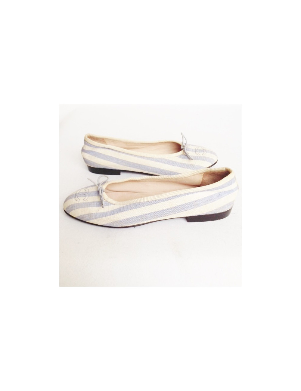 Ballerines CHANEL t. 38  bicolore en toile rayées blanc et bleu clair