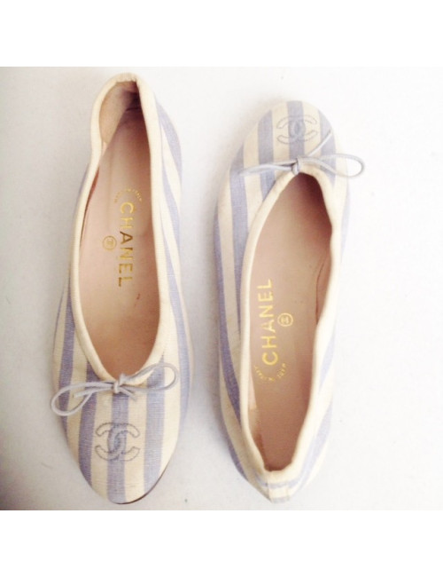 Ballerines CHANEL t. 38  bicolore en toile rayées blanc et bleu clair