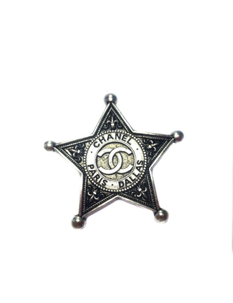 Broche Collection "Paris-Dallas" CHANEL  étoile de Sheriff 