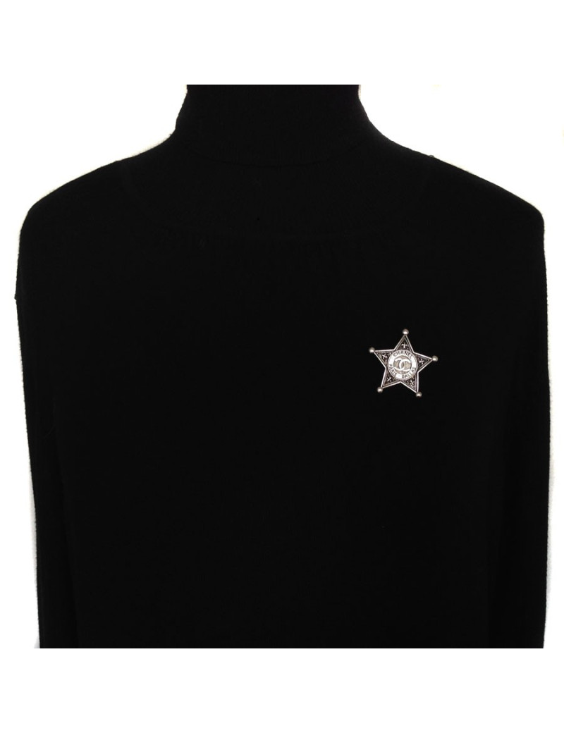 Broche Collection "Paris-Dallas" CHANEL  étoile de Sheriff 