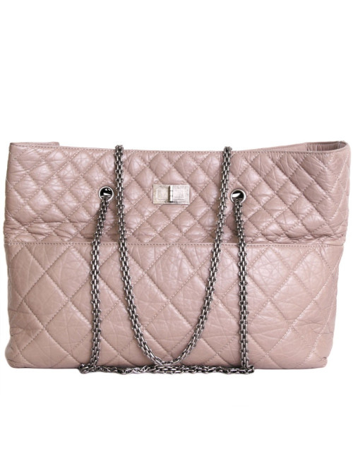 Sac cabas CHANEL en cuir vieilli matelassé  