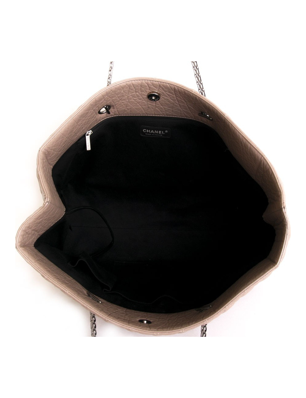 Sac cabas CHANEL en cuir vieilli matelassé  