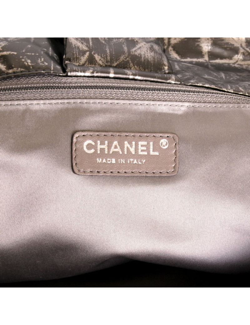 Sac jumbo CHANEL plastique bicolore noire et gris