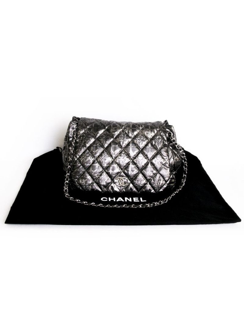 Sac jumbo CHANEL plastique bicolore noire et gris