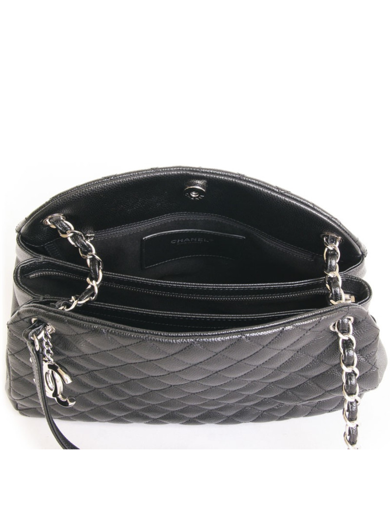 Sac CHANEL en veau grainé noir
