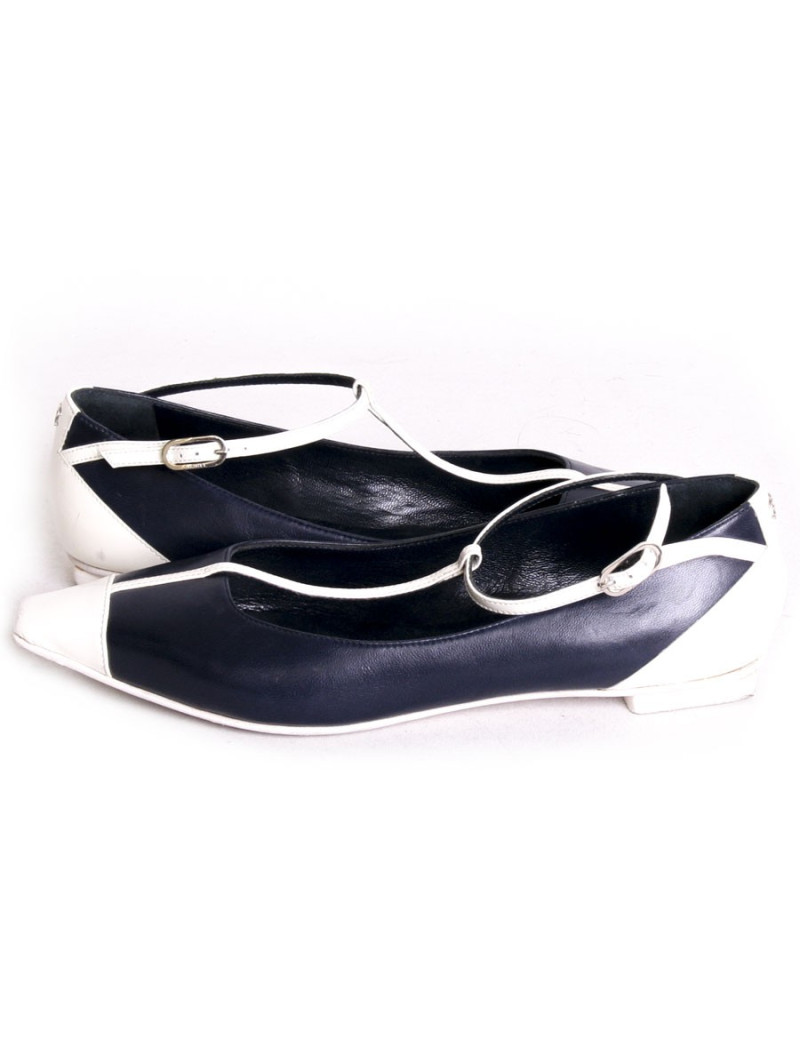 Ballerines CHANEL T 36 bicolores 
