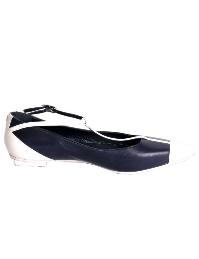 Ballerines CHANEL T 36 bicolores 