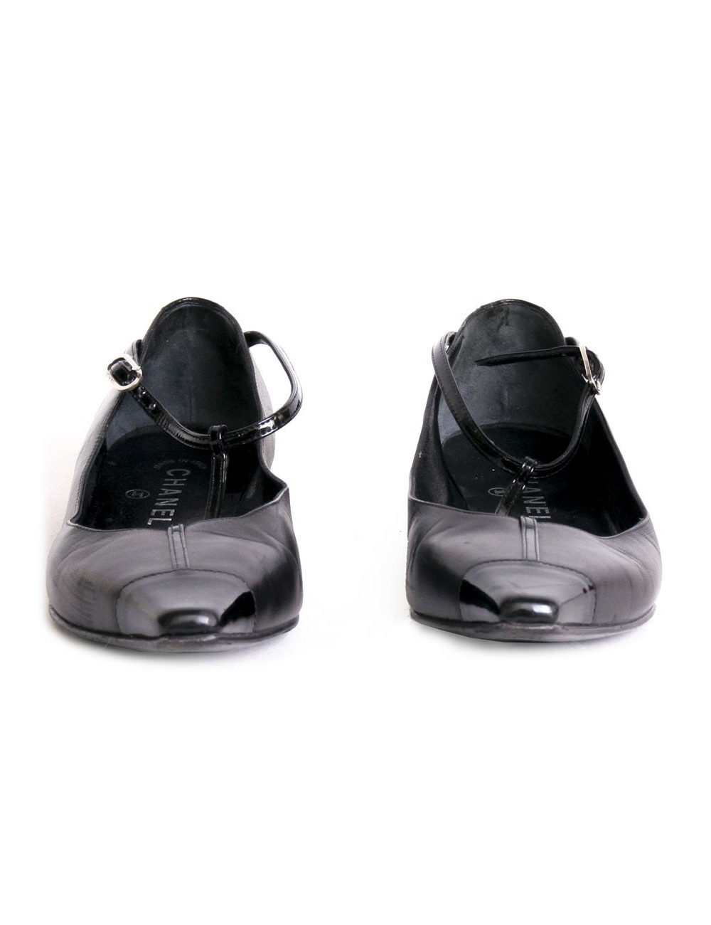 Chanel T37 ballerinas in lambskin and black patent leather