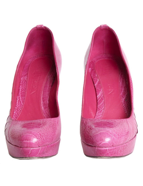 Escarpins ALEXANDER MCQUEEN T 37.5 en python rose fushia 