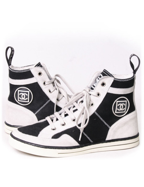 Two-tone CHANEL T 37 sneakers