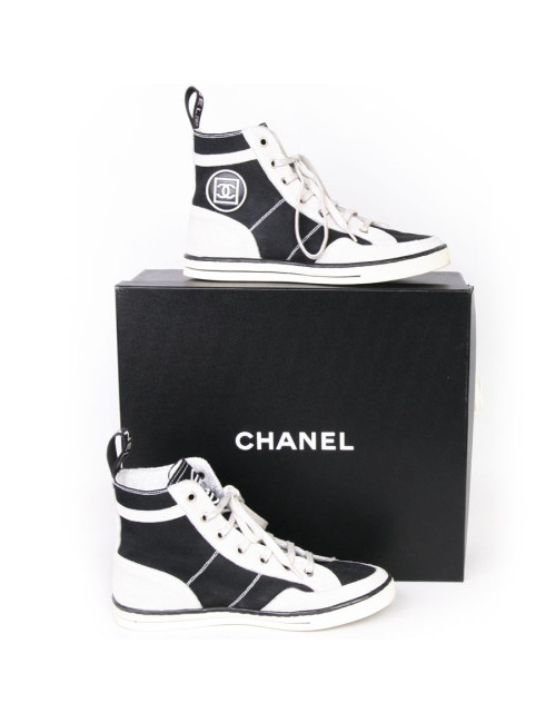 Two-tone CHANEL T 37 sneakers