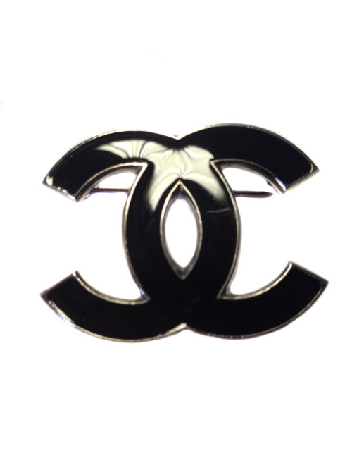 Broche émaillée noire CHANEL