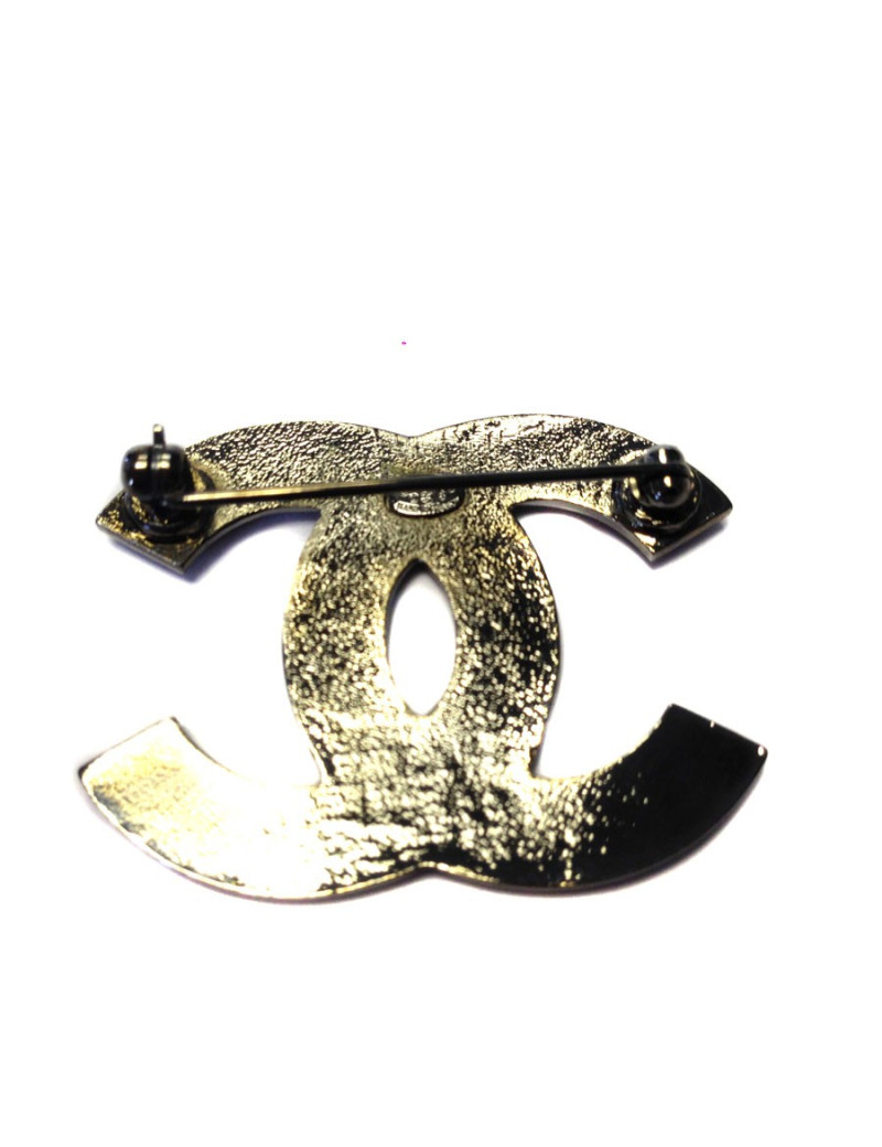 "CC" enamelled black CHANEL brooch