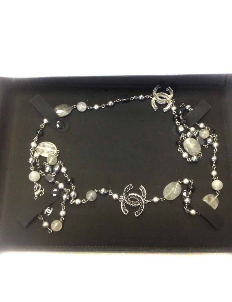 Necklace CHANEL ruthenium, steel pearls and smoked