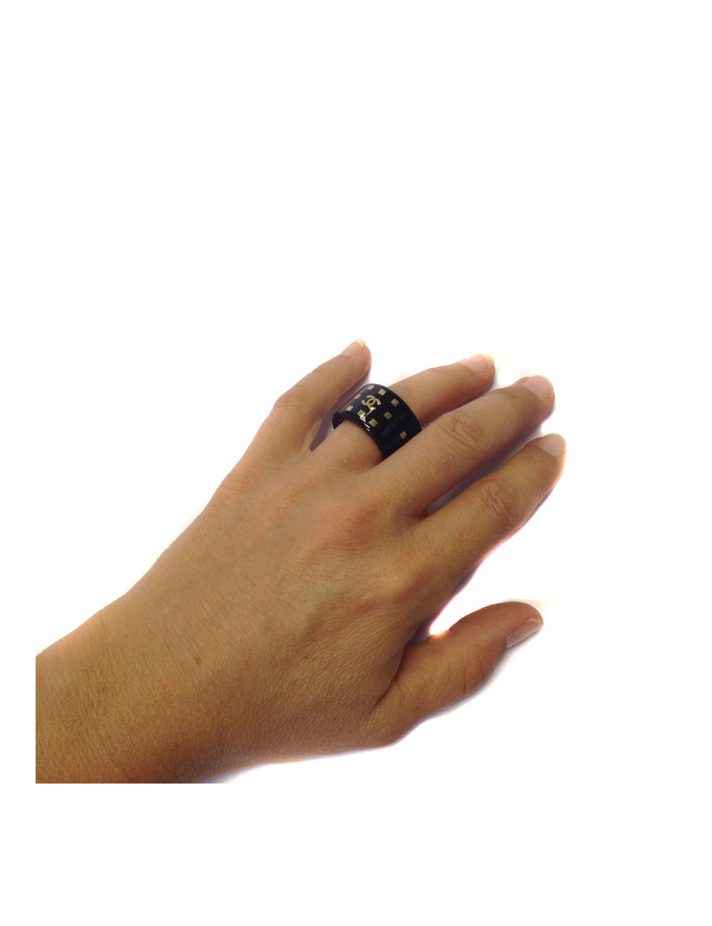 Bague CHANEL t.     Résine noire