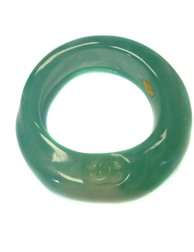 Bracelet CHANEL en résine vert céladon 