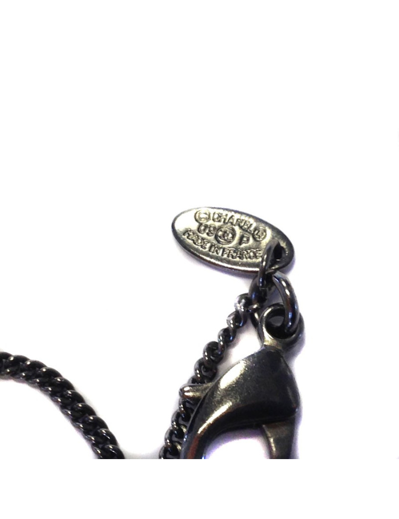 Long collier CHANEL métal argent noirci
