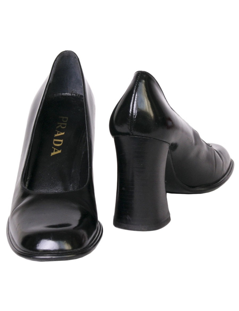 Escarpins PRADA T 39.5 cuir 