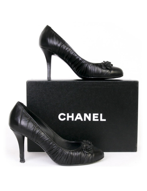CHANEL shoes 38.5 T black lambskin with camellias