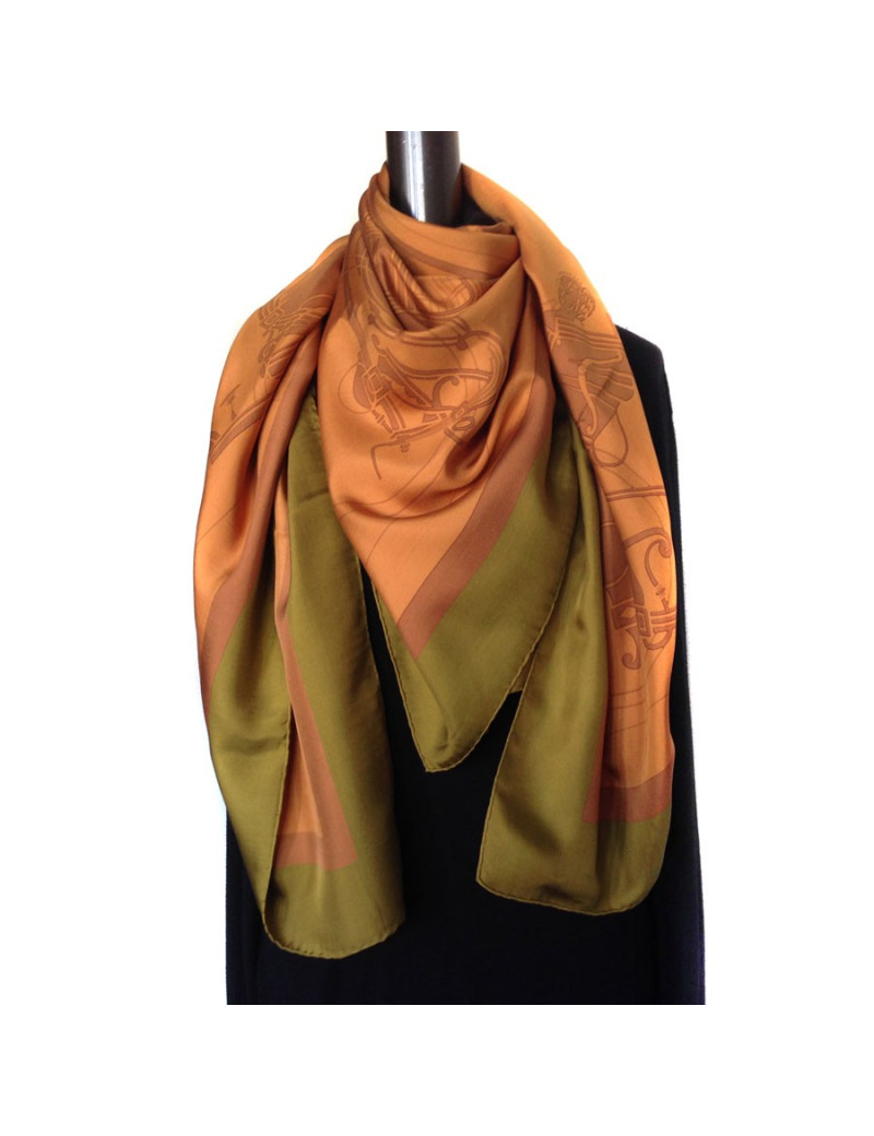 Shawl HERMES in Brown silk and khaki border