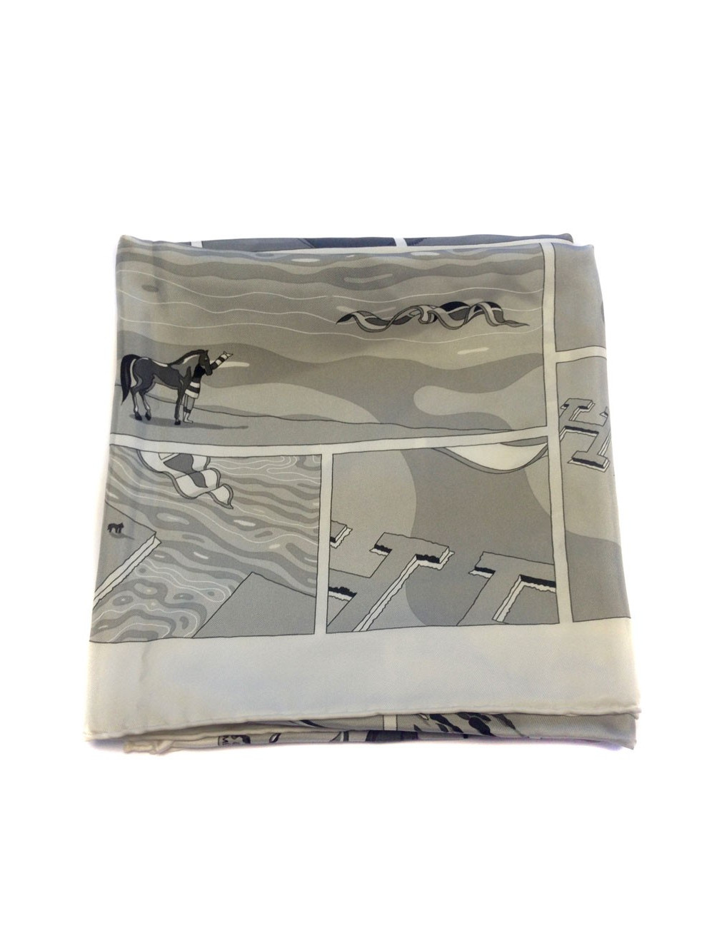 Carré HERMES "Soie Libre" en soie blanche