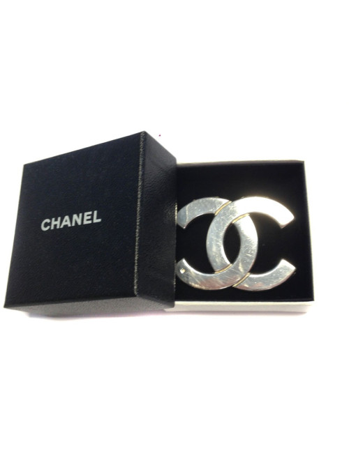PIN CHANEL double "C" silver metal