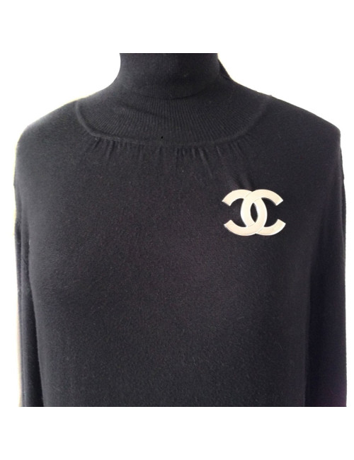 PIN CHANEL double "C" silver metal