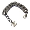 Bracelet CHANEL en métal argenté gris