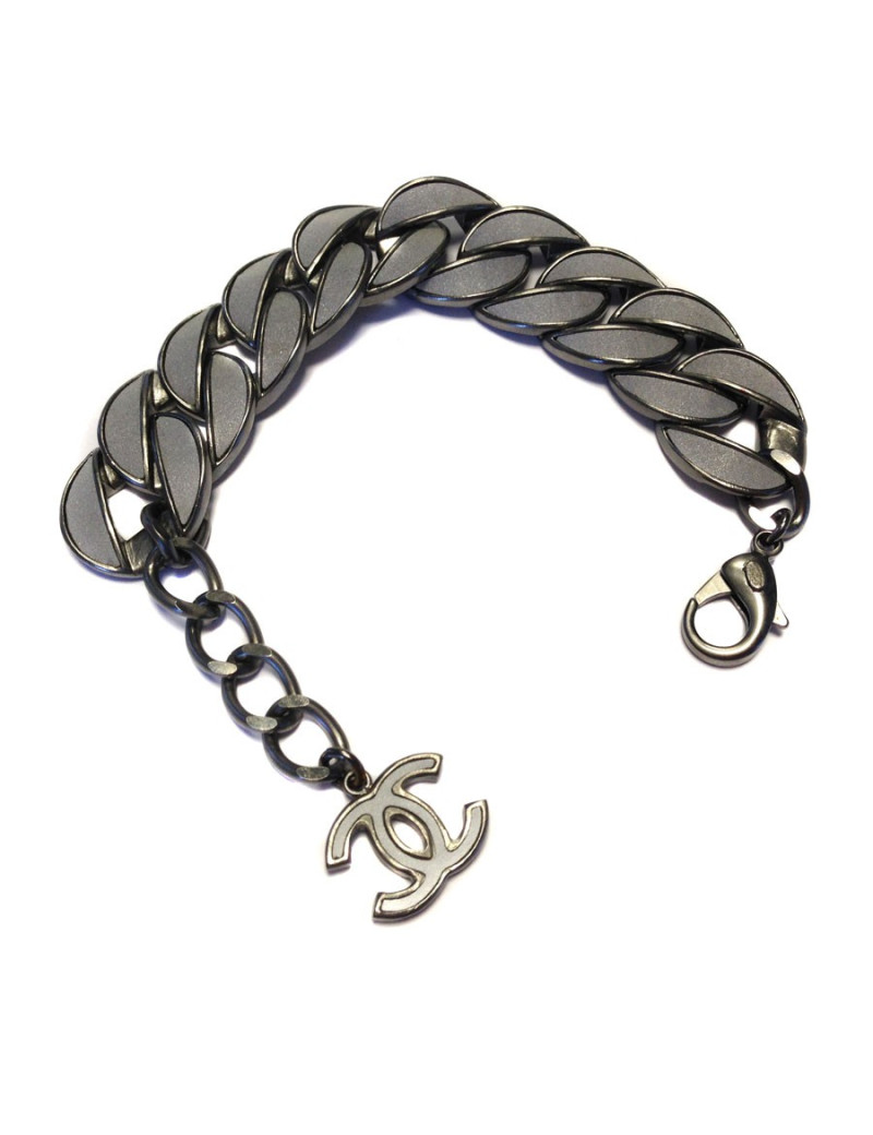 Bracelet CHANEL en métal argenté gris