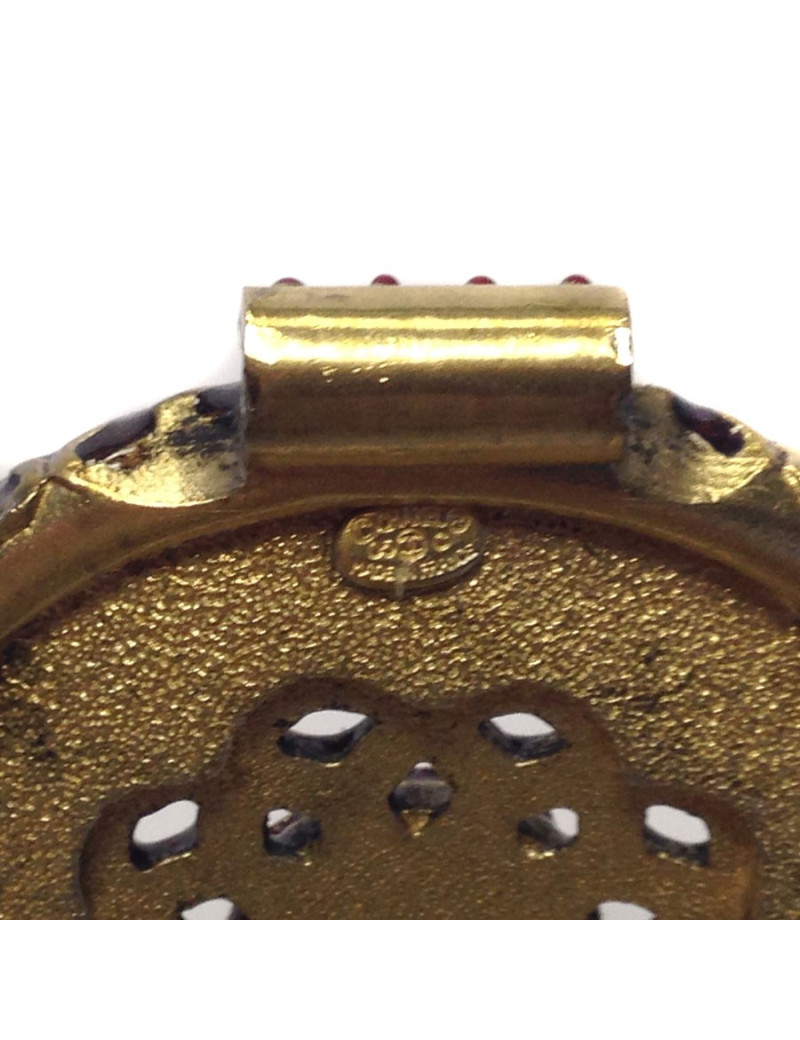 CHANEL "Paris-Bombay" cufflinks