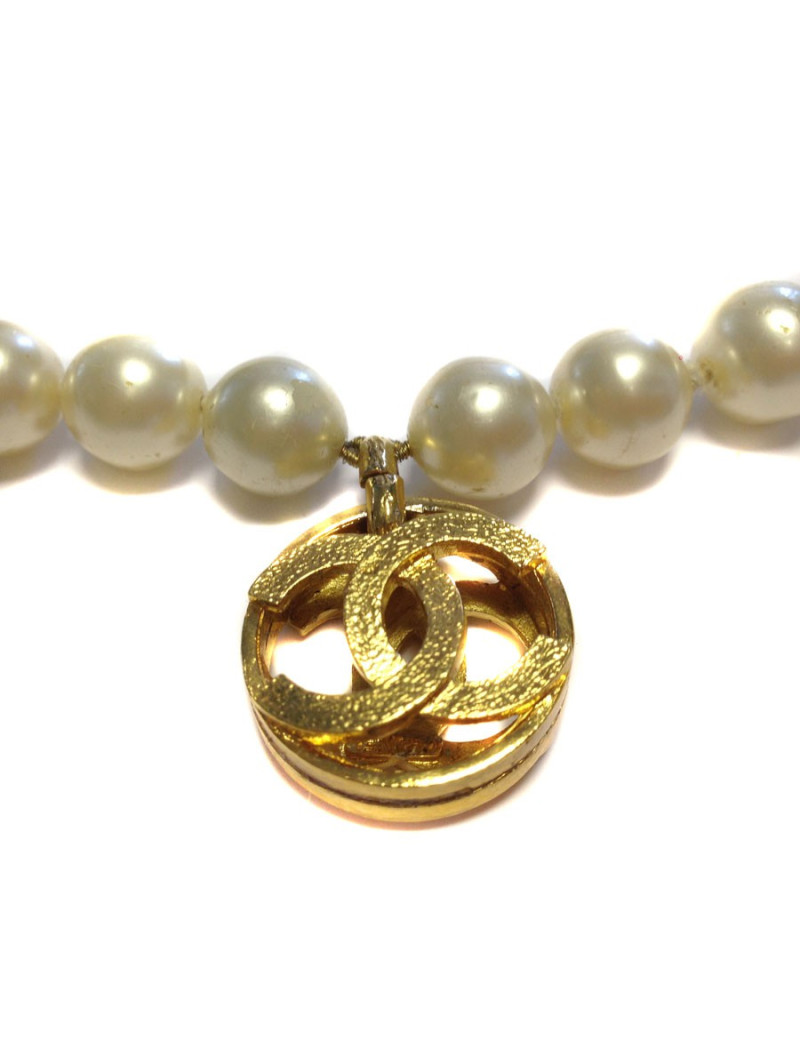 Necklace CHANEL Pearly beads glass 90'