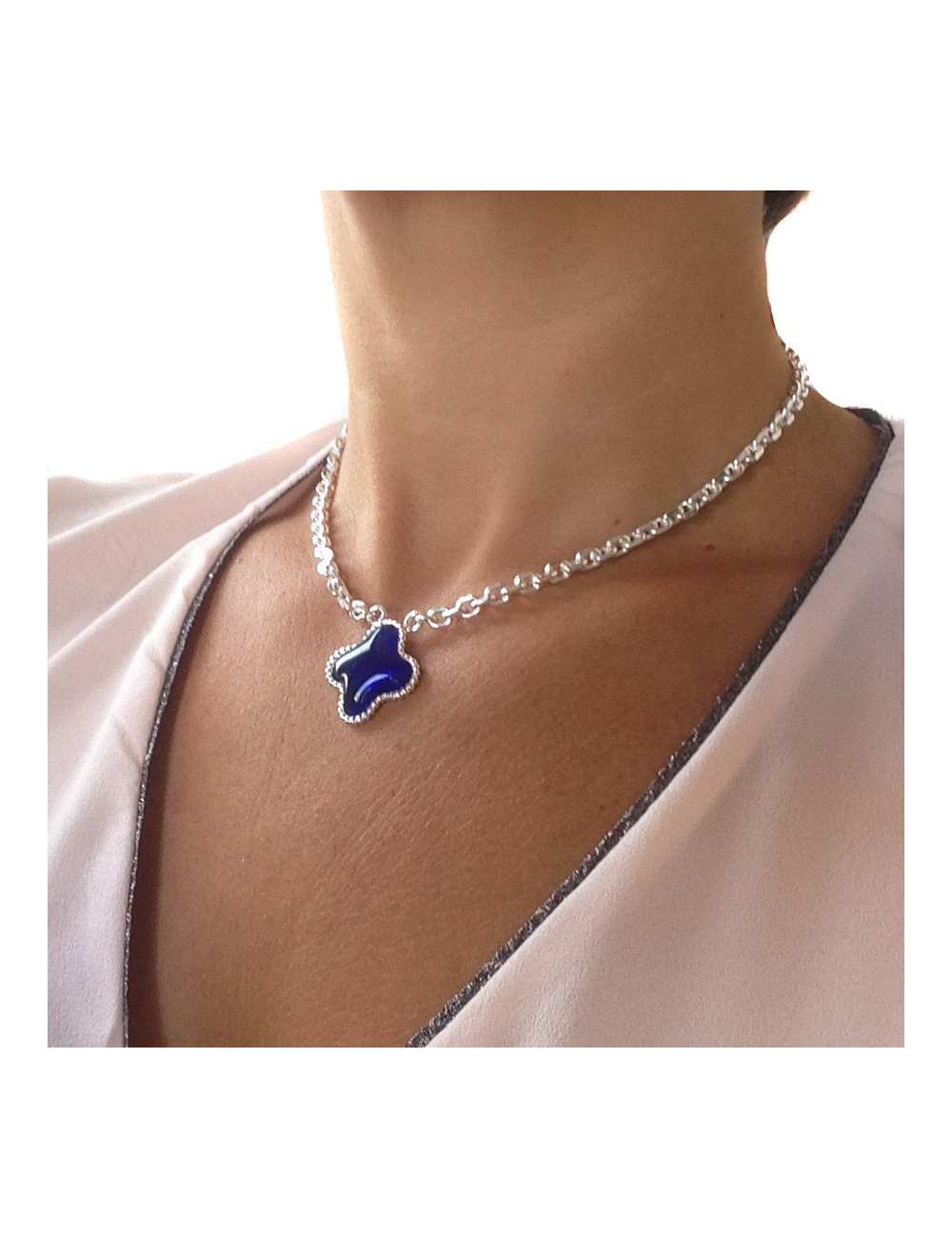 MARGUERITE of VALOIS sapphire glass clover necklace