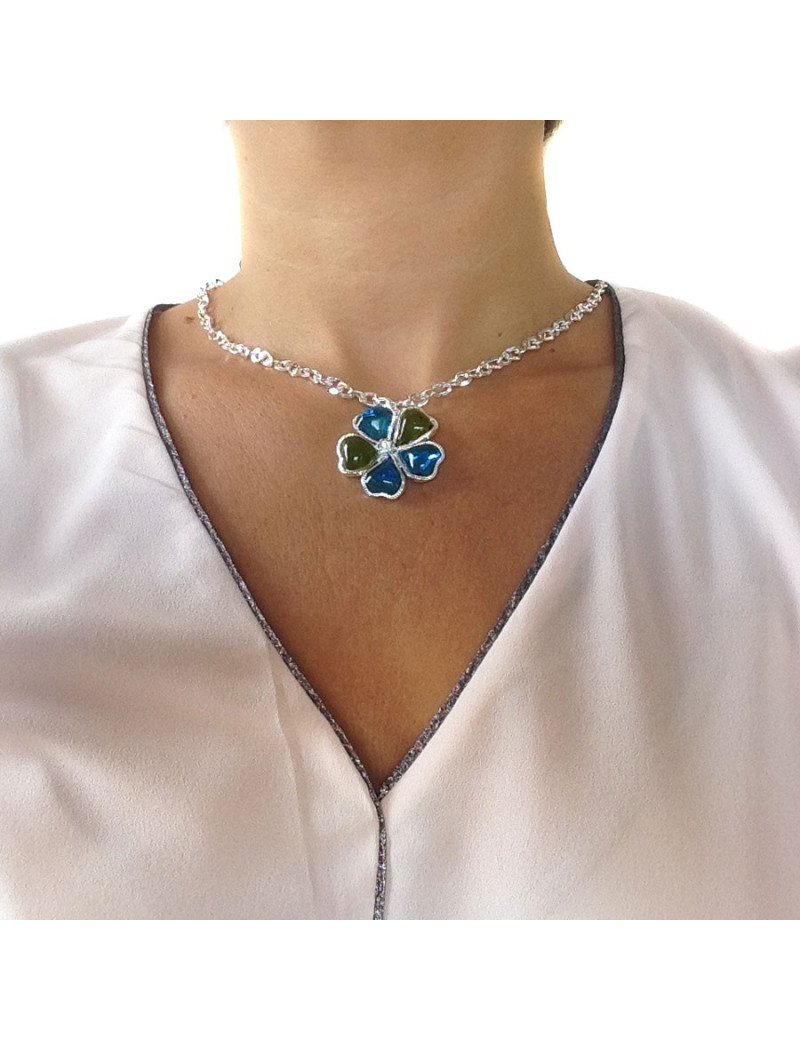 Collier fleurette MARGUERITE de VALOIS en pâte de verre vert et bleu