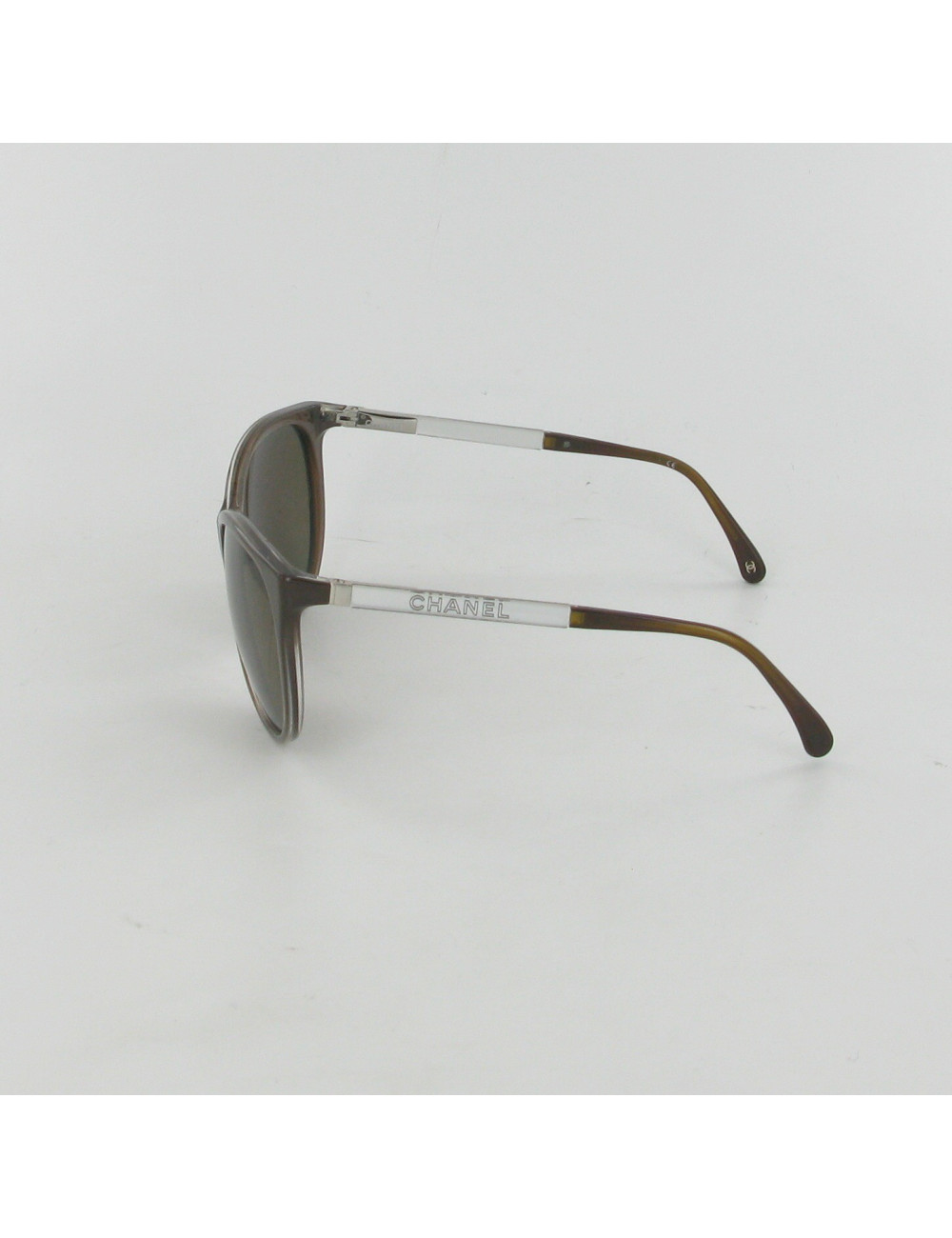 Lunettes de soleil CHANEL