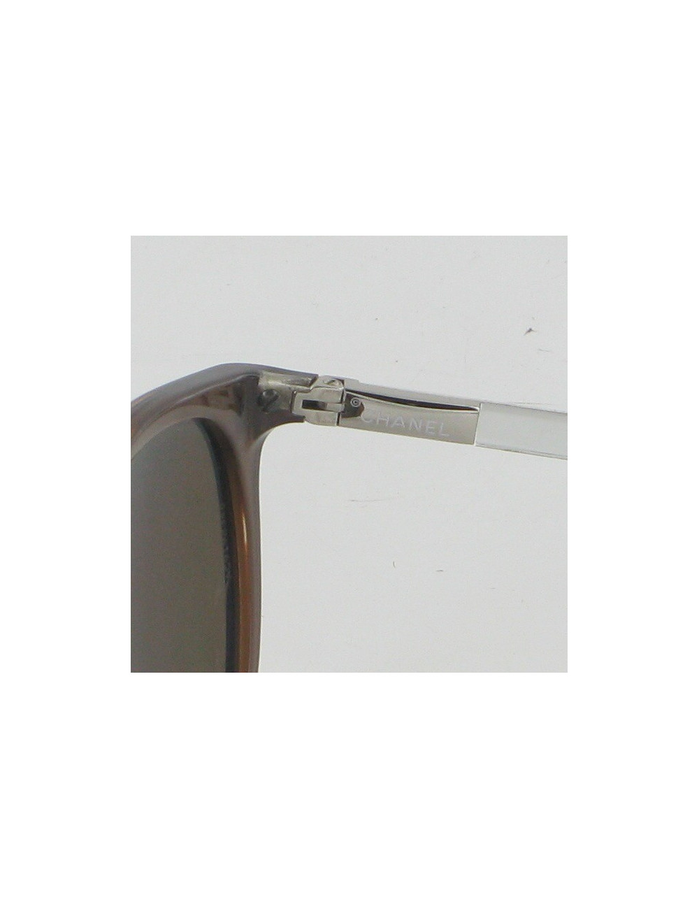 Lunettes de soleil CHANEL