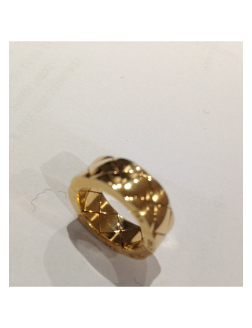 bague chanel matelassée en or jaune t49