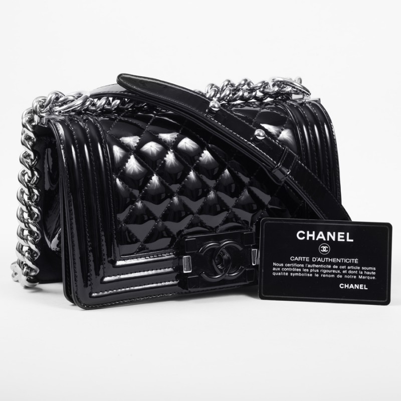 Boy CHANEL Black patent leather bag - VALOIS VINTAGE PARIS