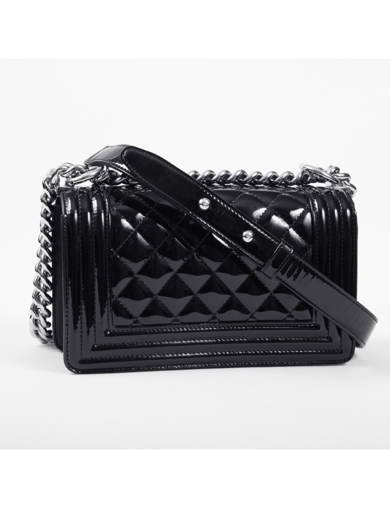 Sac Boy CHANEL cuir verni noir